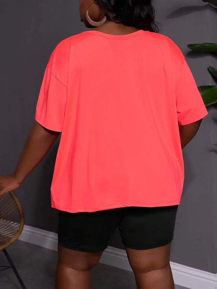 Plus-size women's letter print crew neck short-sleeve casual short suit